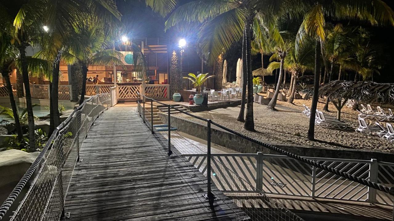 Le Camassia - Studio De Standing Dans Residence Privee Avec Acces Piscine Et Plage. Saint-Francois  Ngoại thất bức ảnh